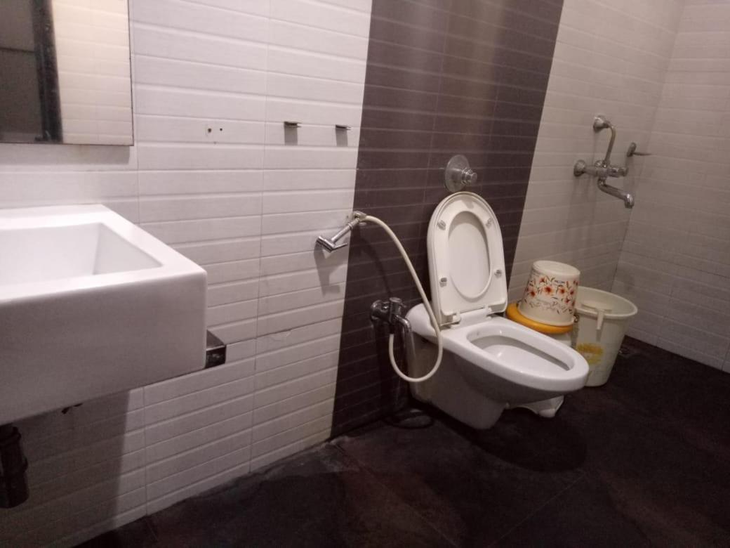 Hotel Sharda Bombay Eksteriør billede
