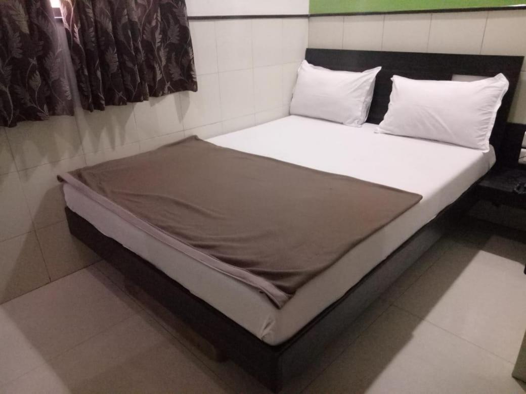 Hotel Sharda Bombay Eksteriør billede