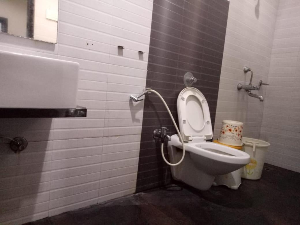 Hotel Sharda Bombay Eksteriør billede